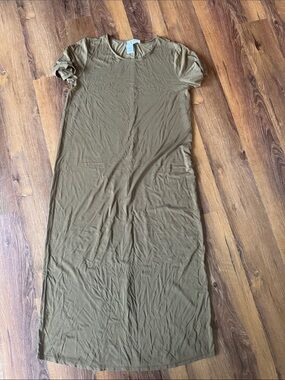 Zenana Olive Green Short-Sleeve Maxi Dress
